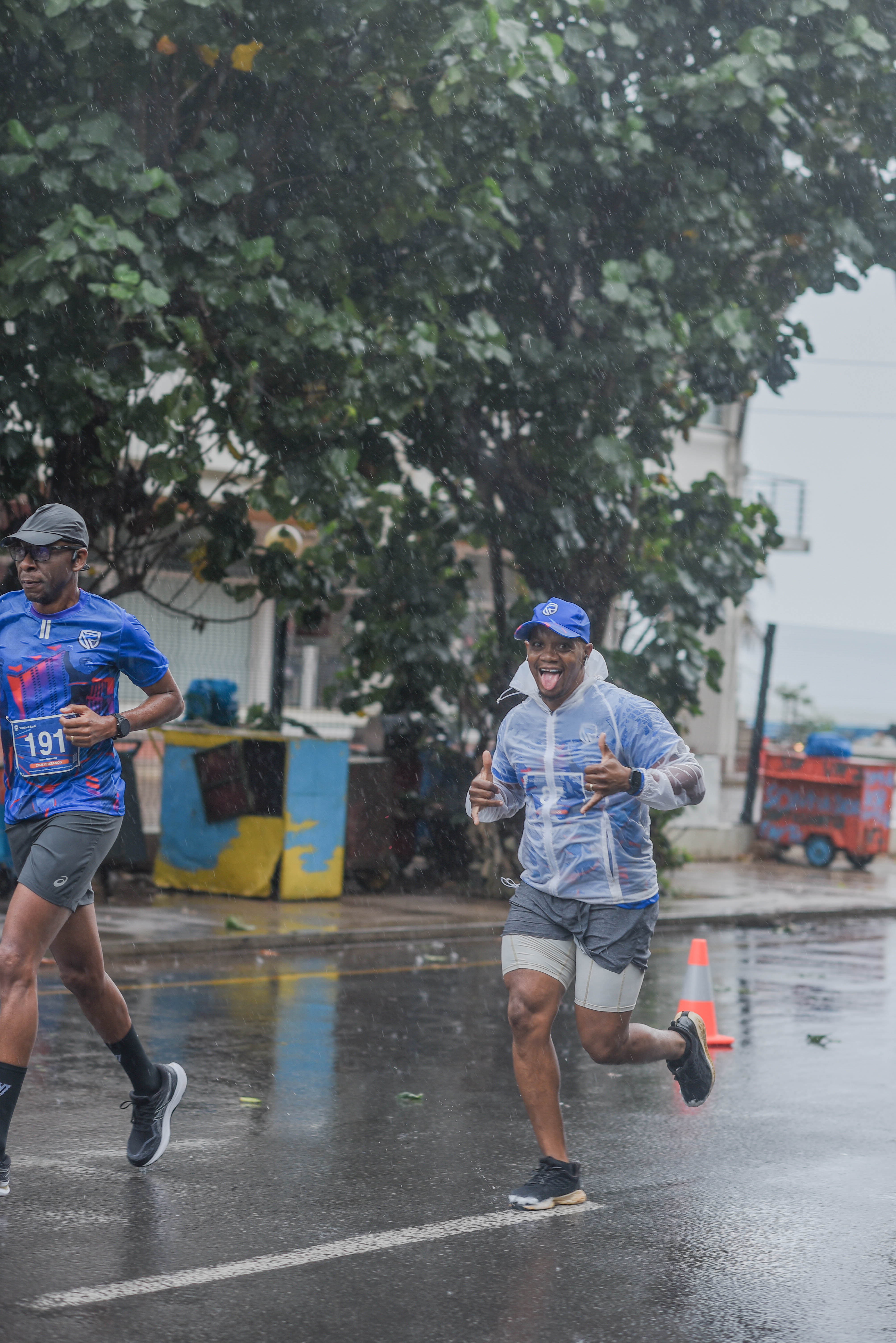 51Corrida Azul.jpg